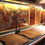 לינה וארוחת בוקר La Maison De Grand Maman שאמפורשה