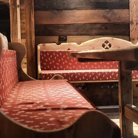 לינה וארוחת בוקר La Maison De Grand Maman
