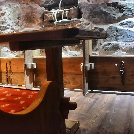 לינה וארוחת בוקר La Maison De Grand Maman *